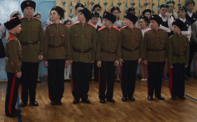 Владимир Семенов напутствовал чеускинских школьников, вступивших в ряды казачьего движения