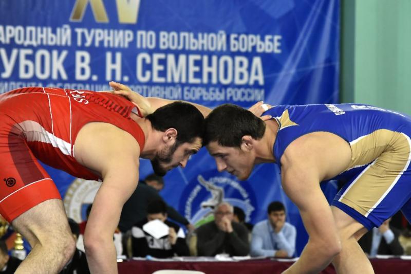 Владимир Семенов выразил благодарность Федерации спортивной борьбы России