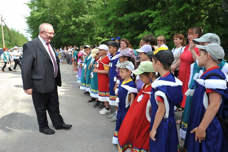 Владимир Семенов поддержал проведение Районного фестиваля семейного волонтёрства «Добрый дом»