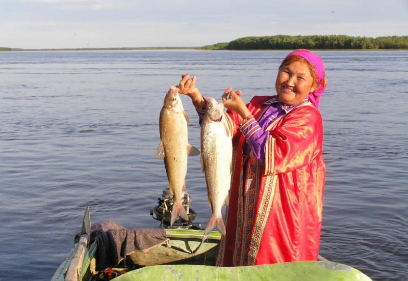 Владимир Семенов поддержал участие старшего поколения в праздновании Дня рыбака