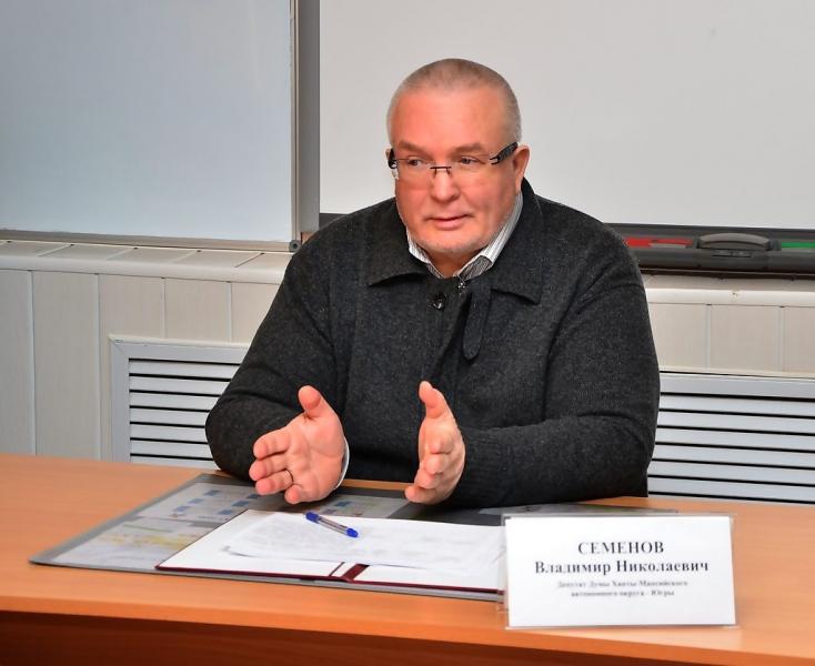 Владимир Семенов информировал об апрельской индексации социальных пенсий