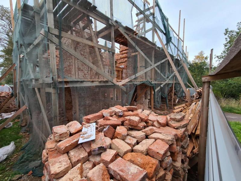 Потерянное наследие: реставрация Александровских ворот обернулась разрушением памятника