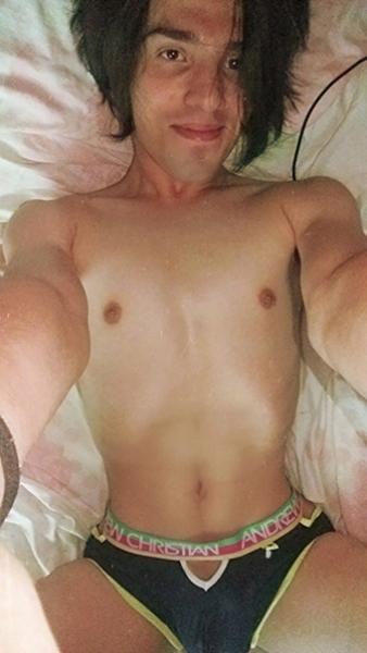 Ну и попец оболденный !!! 
Slava Volk взорвал интернет шикарной фигурой