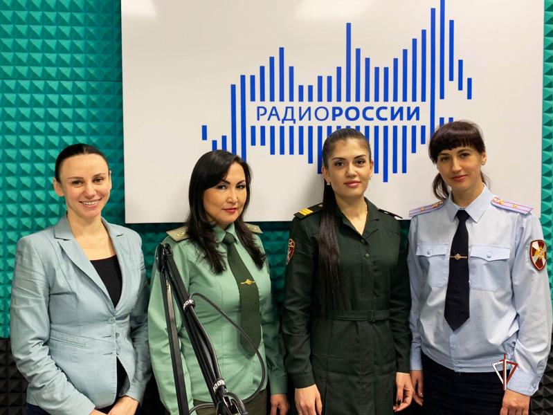 Представительницы Росгвардии стали гостями ведомственной радиопередачи на Ямале