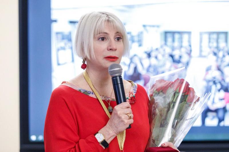 Фаина Захарова получила награду «За вклад в развитие человечности»