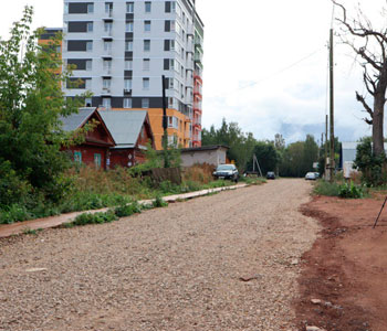 Жителям улицы Рудницкого в Кирове не придется этой осенью застревать в глине