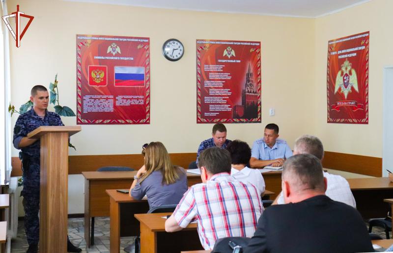 В Йошкар-Оле сотрудники Росгвардии провели координационное совещание с представителями частных охранных организаций