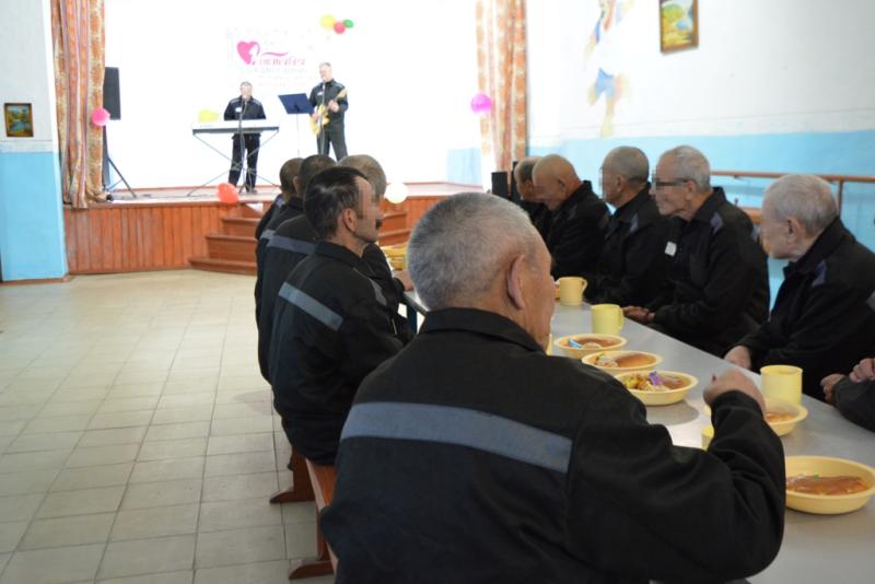 В ИК-1 ОФСИН России по Республике Алтай  прошел концерт для пожилых осужденных