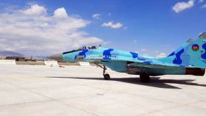 Стратегический партнер России Азербайджан передал Украине истребители МиГ-29. Фотокадры