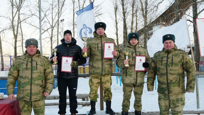 В Кирове наградили победителей чемпионата Приволжского округа Росгвардии по лыжным гонкам и служебному двоеборью