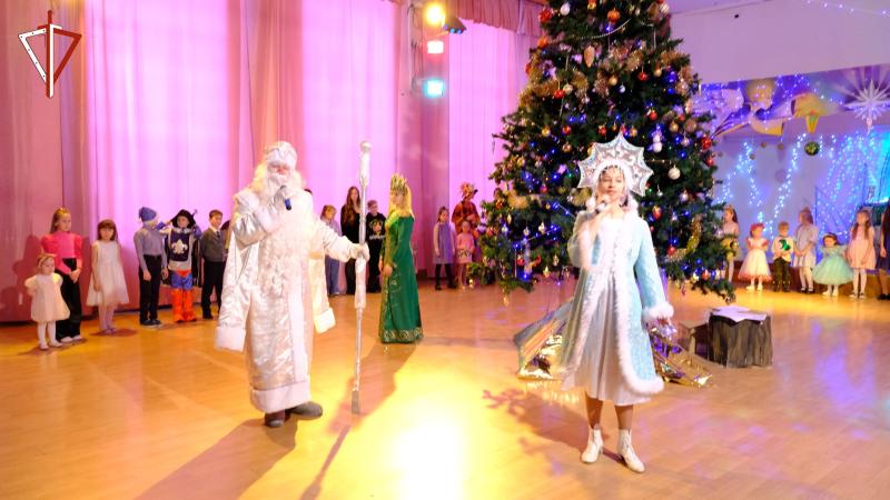В Йошкар-Оле состоялась новогодняя елка для детей военнослужащих и сотрудников Росгвардии