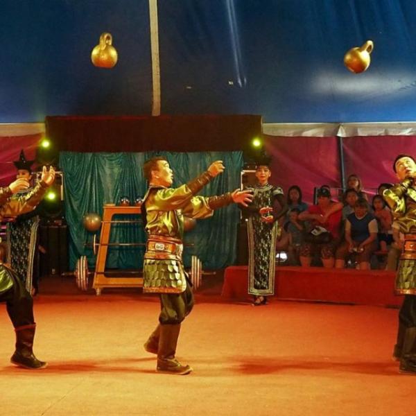 Соелма Дагаева, министр культуры Бурятии: "Мощная энергетика, дух кочевого народа, этнические звуки народных инструментов, невероятное мастерство цирковых артистов!"