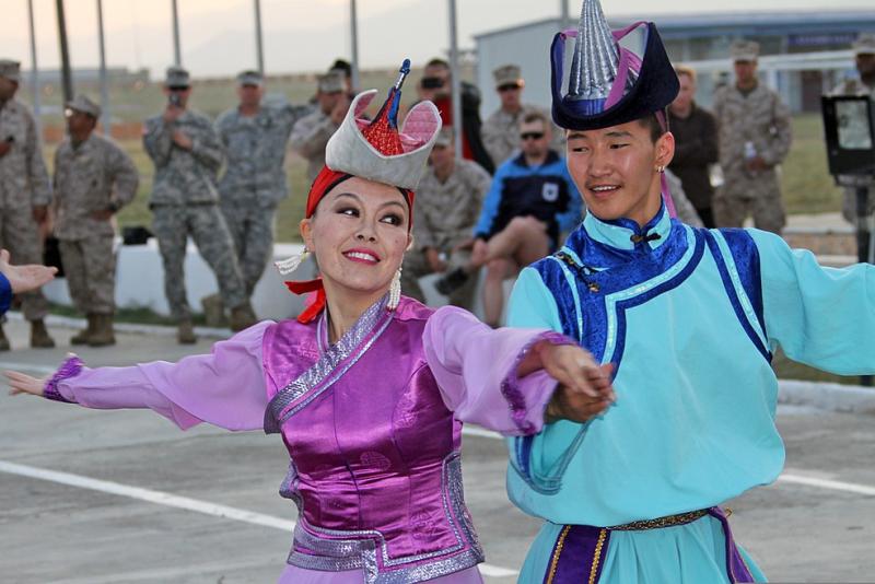 Министерство культуры Бурятии: "Ансамбль песни и танца Армии Монголии впервые выступит с праздничным концертом в Улан-Удэ"