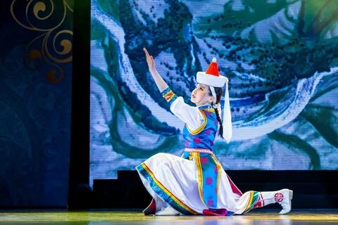 Министр культуры Бурятии Соелма Дагаева - 21 февраля, театр кукол «Ульгэр» принял участие в праздновании Нового года по лунному календарю