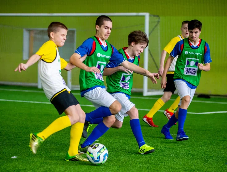 В Санкт-Петербурге проходит футбольный турнир «Будущее зависит от тебя» для воспитанников детских домов и школ-интернатов