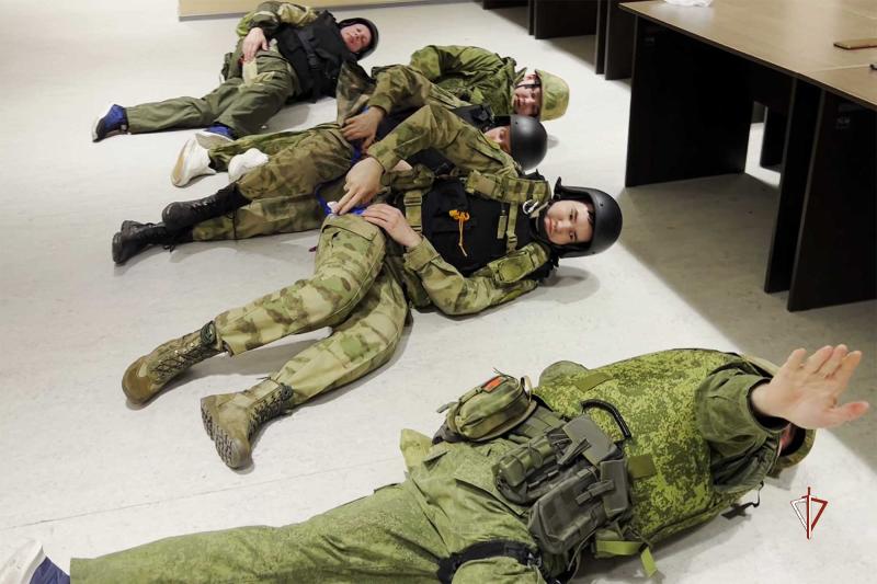 Личный состав Росгвардии прошел обучение по тактической медицине на Ямале (ВИДЕО)