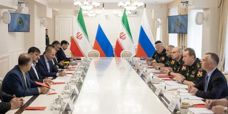 Директор Росгвардии Виктор Золотов провел рабочую встречу с главнокомандующим Силами охраны правопорядка Исламской Республики Иран