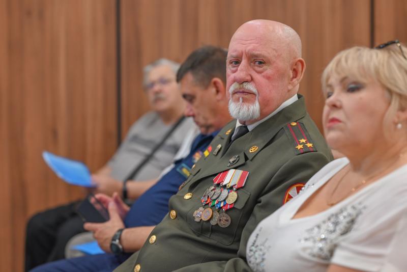 В Ставрополе ветеран Росгвардии принял участие в круглом столе с филиалом Государственного фонда «Защитники Отечества»