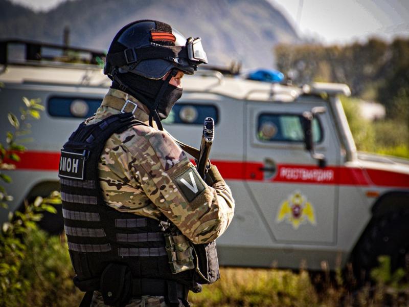 Сотрудники и ветераны ОМОН Росгвардии по Хакасии отмечают профессиональный праздник