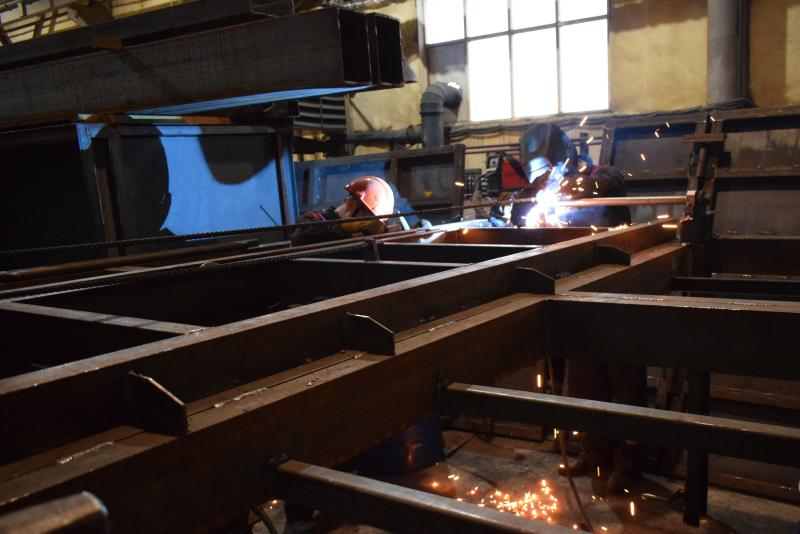 Конструкторский отдел ЧЭРЗ разработал проект смотровой площадки полувагонов