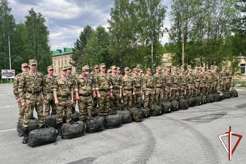 Росгвардия подвела итоги весенней призывной кампании: войска пополнили порядка 100 новобранцев из Югры