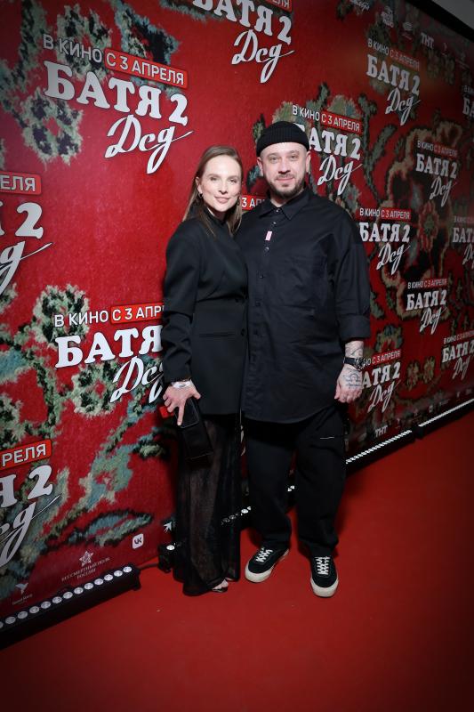 В кинотеатре «Каро 11 Октябрь» состоялась премьера фильма «Батя 2. Дед» с Евгением Цыгановым, Стасом Старовойтовым и Надеждой Михалковой