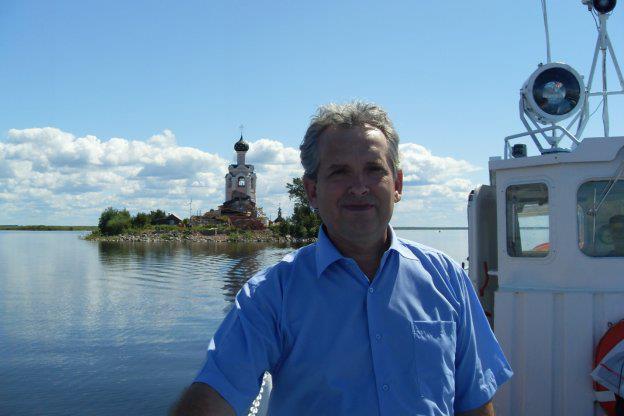 РЕЦЕНЗИЯ НА КНИГУ «ЗЛОЙ ДУХ ОЗЕРА ЛАБЫНКЫР» русского писателя Андрея Малышева