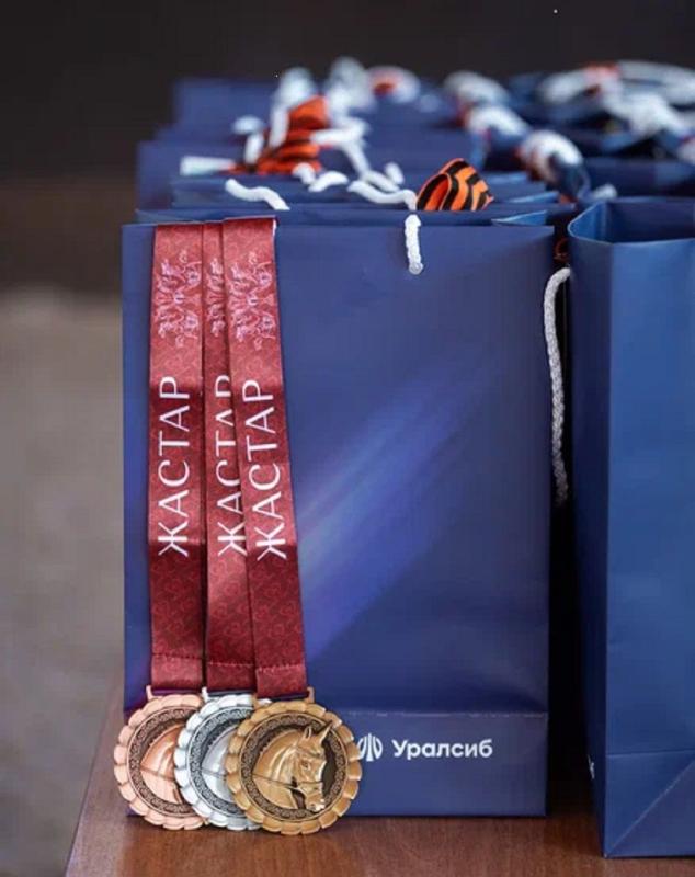 Банк Уралсиб стал партнером региональных конных соревнований