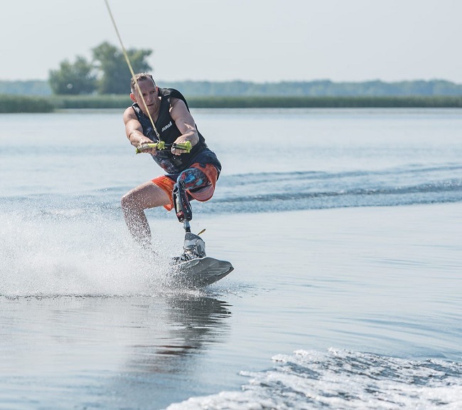 Спортивные протезы: зачем они нужны и почему это важно