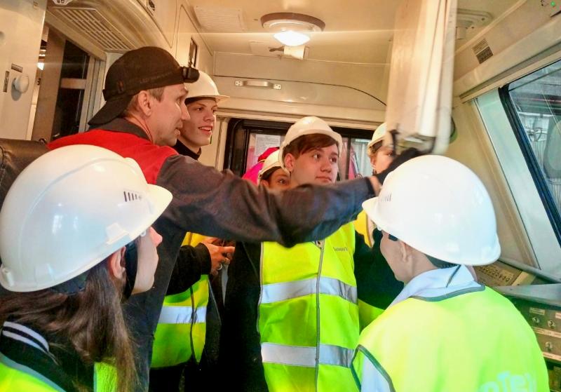 Воспитанники Купинской школы-интерната посетили СЛД «Карасук»