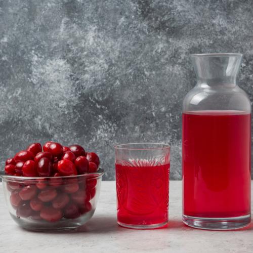 Всё дело в таре: токсиколог Кутушов предупредил, что компот может стать причиной серьёзного отравления