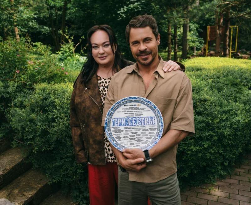 ТНТ и KION представляют тизер-трейлер комедийного сериала «Три сестры» с Ларисой Гузеевой и Павлом Деревянко