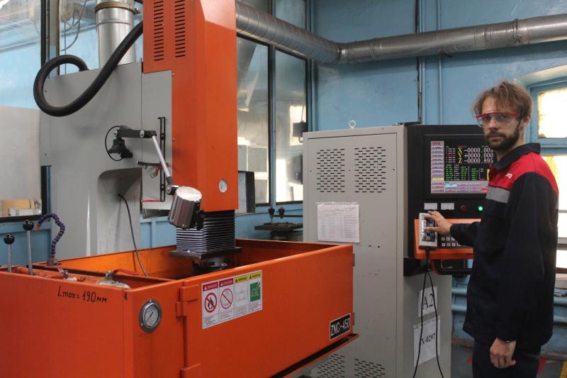 Ростовский-на-Дону ЭРЗ ввёл в эксплуатацию новый прошивной станок