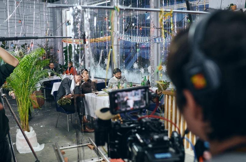 Батрутдинов в роли Шурика, Кравец в образе Нины и 11 суперзвёзд: ТНТ готовит новый новогодний мюзикл-сюрприз для всей страны