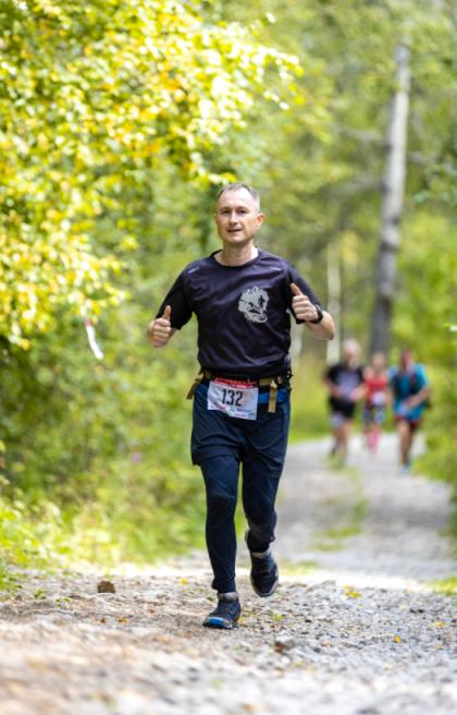 Сотрудник сервисного локомотивного депо «Серов» принял участие в Фестивале бега «Оленьи ручьи»