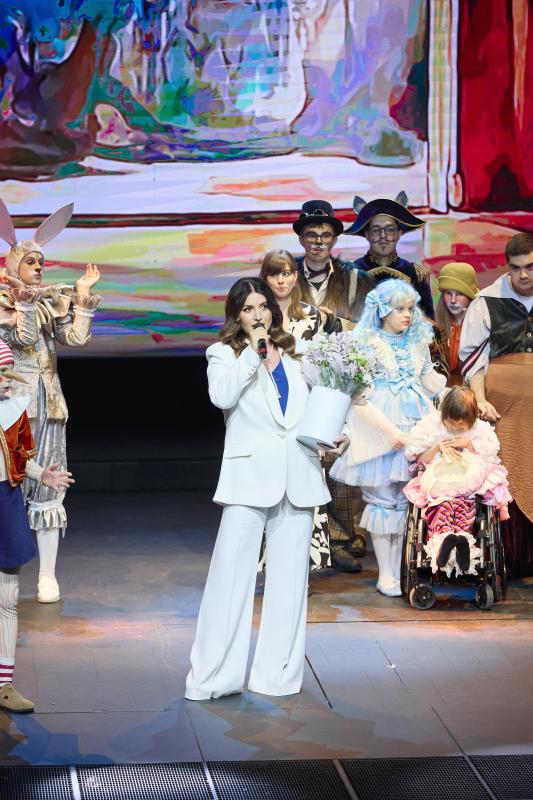 Инклюзивный спектакль певицы Жасмин покажут на Международном детском культурном форуме