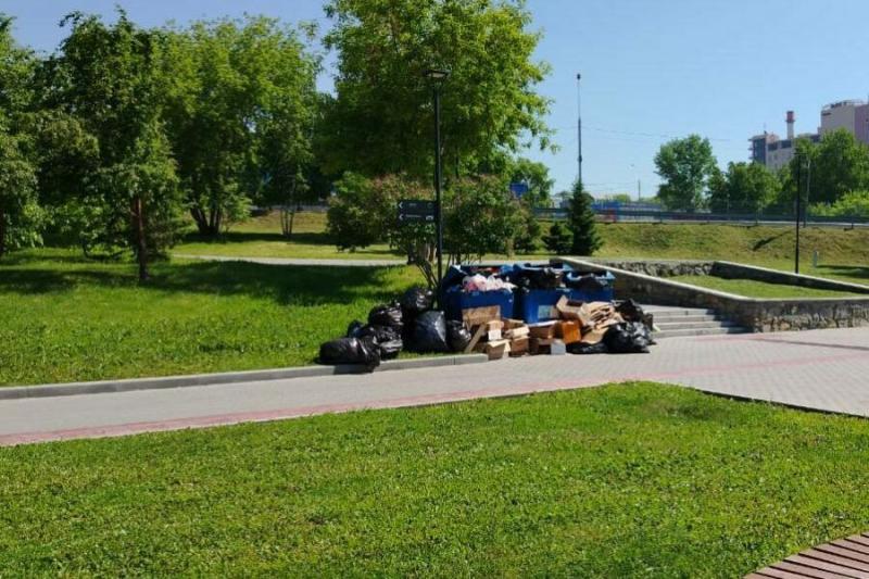 В Новосибирске назвали самых крупных должников за вывоз мусора