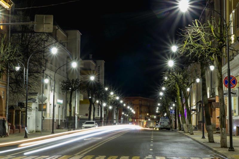 «Россети Центр» смонтировали новое освещение на 10 улицах Смоленска