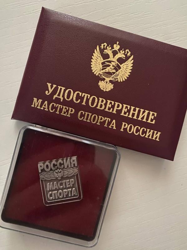 «Знай наших»: сотрудница Росгвардии и мастер спорта по синхронному плаванию