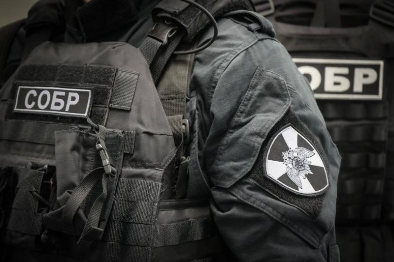 В Подмосковье при участии спецназа Росгвардии задержаны подозреваемые в вымогательстве