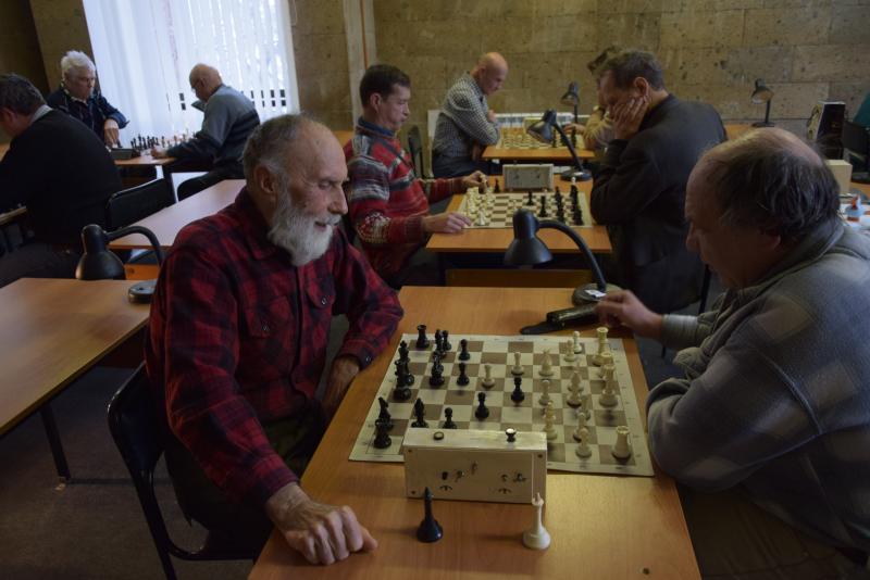 Завершился новогодний турнир по быстрым шахматам «Белая Ладья»